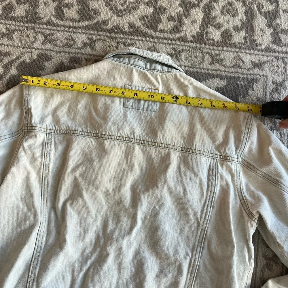 Forever 21 Distressed Light-Wash Denim Jacket - Picture 5 of 9